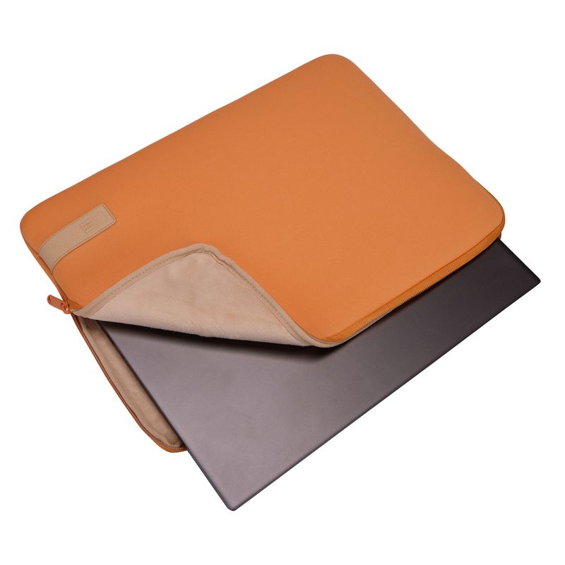 Case Logic Reflect 15.6" laptop sleeve