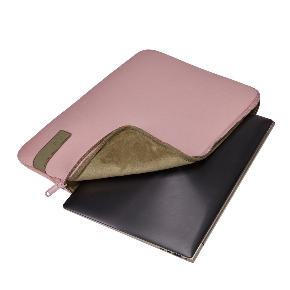 Case Logic Reflect Laptop Sleeve 14" laptop sleeve