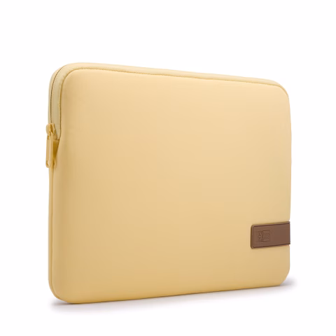 3204884_13in_MacBook_Pro_Yonder_Hero