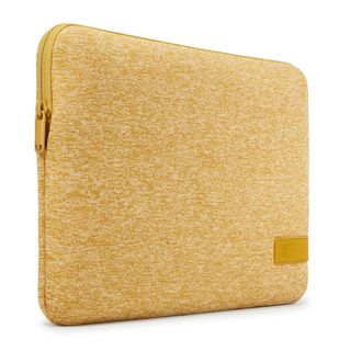 3204449_13in_MacBook_Pro_Court_Hero