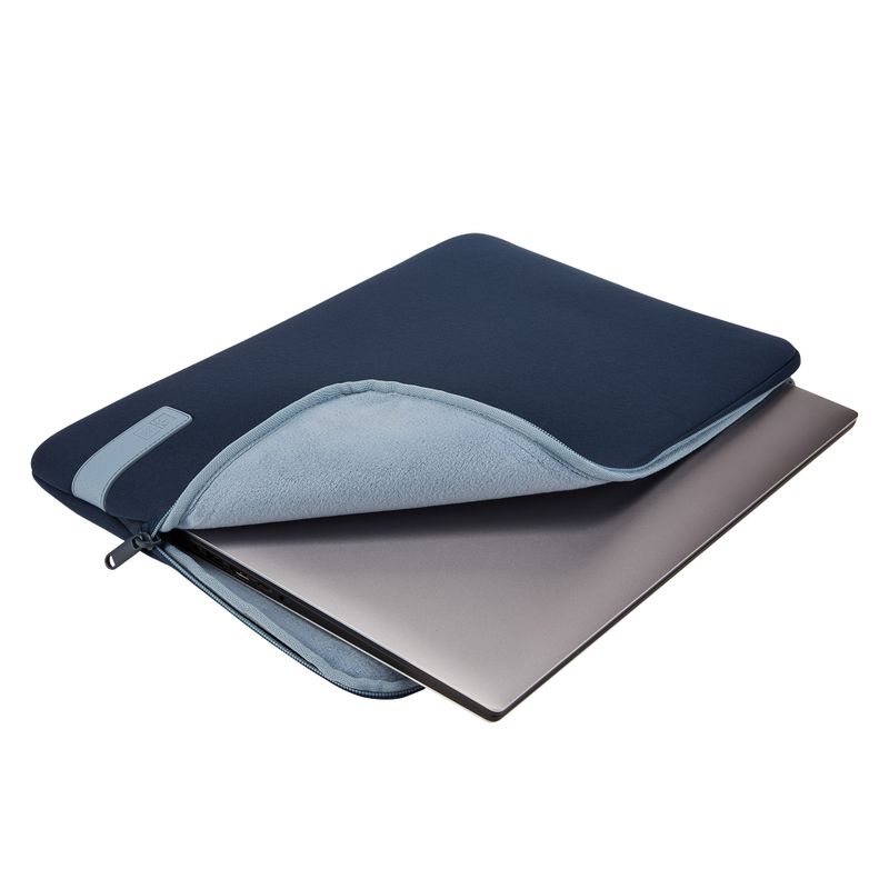 Case Logic Reflect 14" laptop sleeve