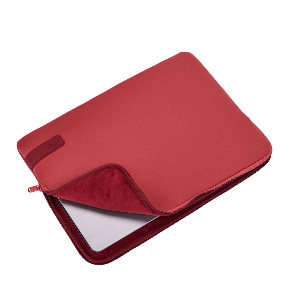 Case Logic Reflect 15.6" laptop sleeve