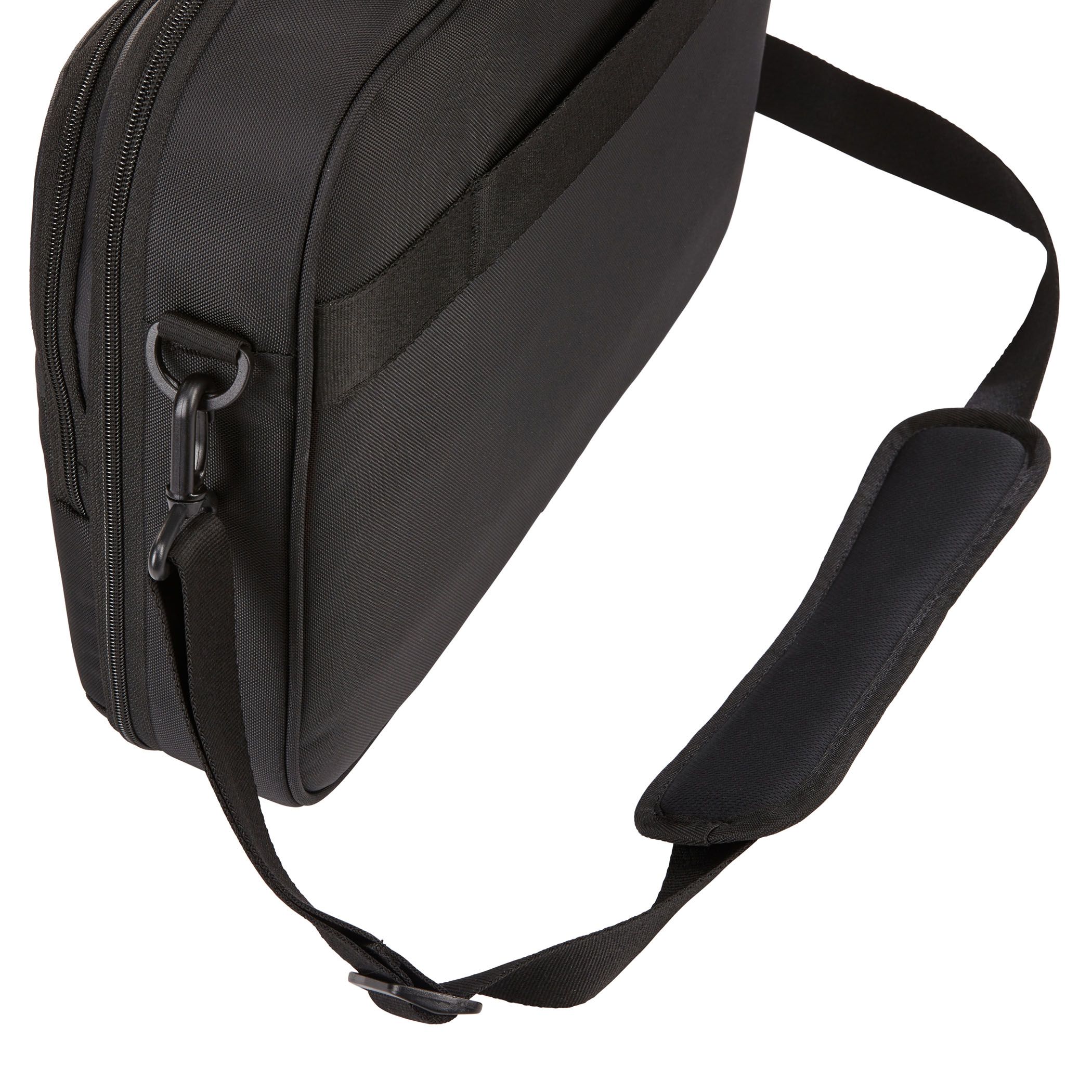 Mochila Case Logic Para Laptop Propel 15.6'' Color Negro