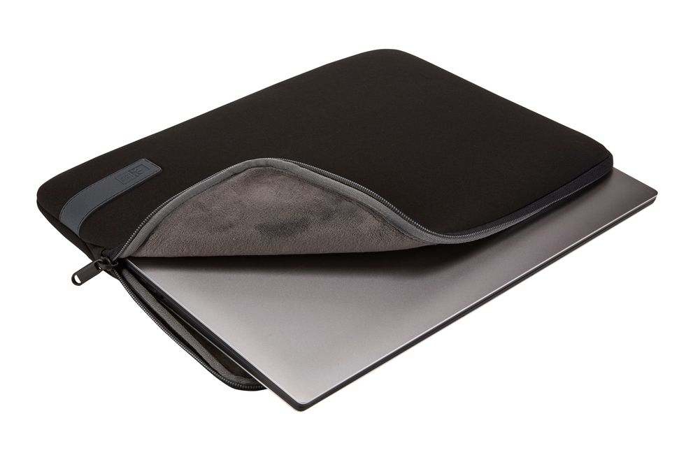 Case Logic Reflect 15.6" laptop sleeve