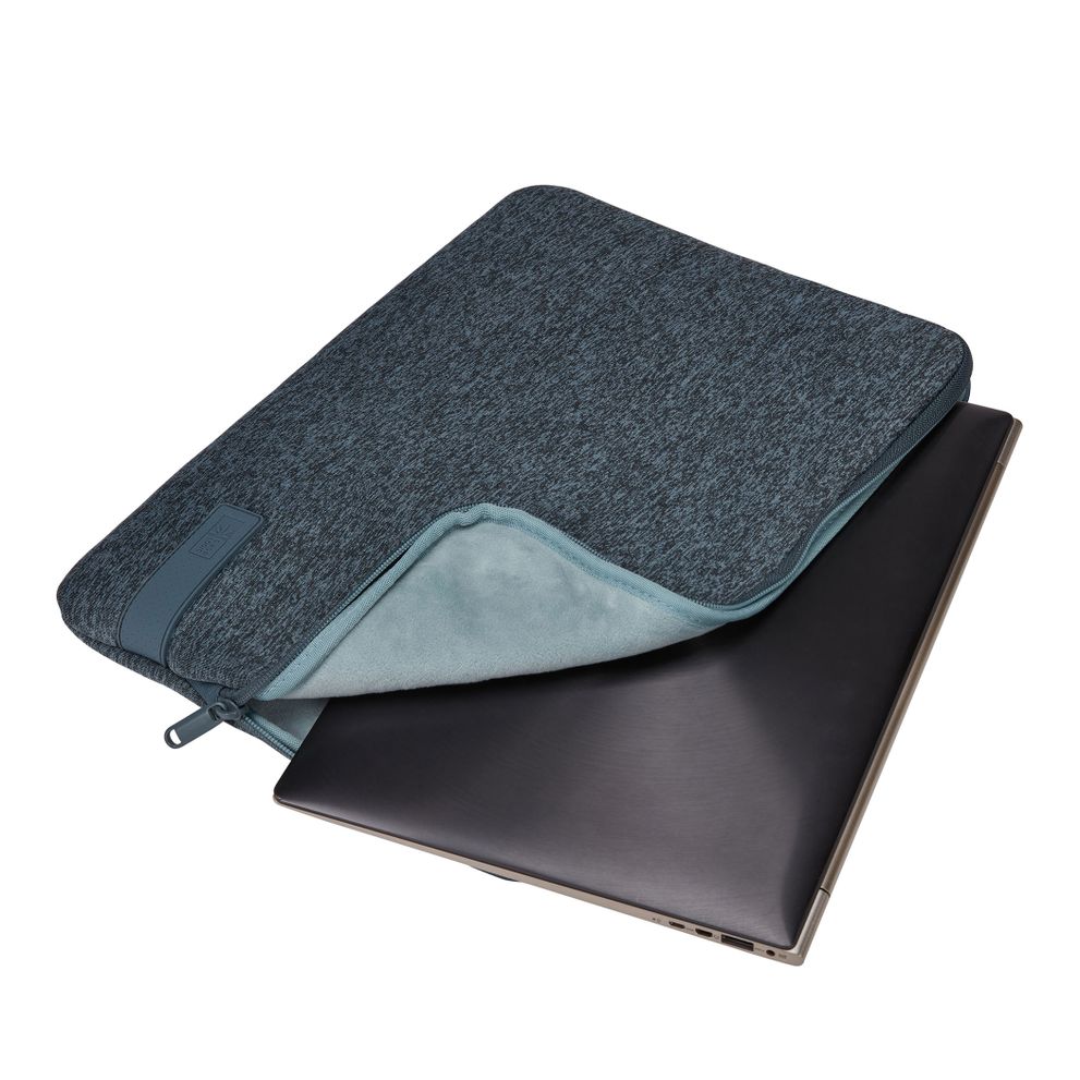 Case Logic Reflect Laptop Sleeve 14" laptop sleeve